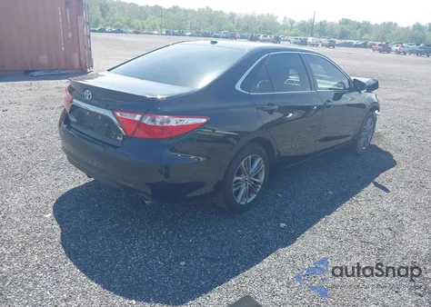 2017 Toyota Camry Se z USA, uszkodzony, nr VIN 4T1BF1FK8HU383661